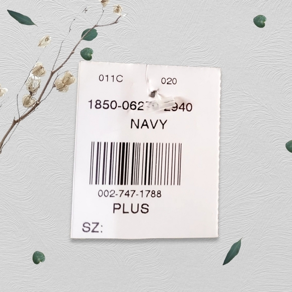 Jeweled Colored Multi Print Top - Picture 5 of 7